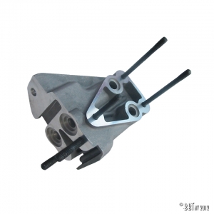 Oilcooler bracket for dual port engines